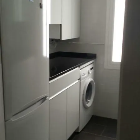 Apartamentos La Vaguada Suites Madrid Esterno foto