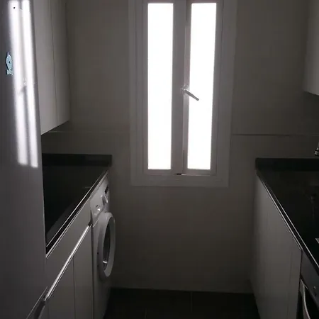 Apartamentos La Vaguada Suites Madrid Esterno foto