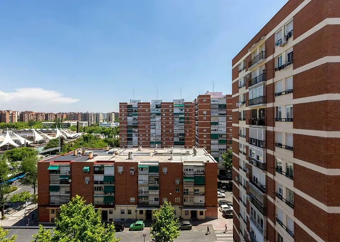 Apartamentos La Vaguada Suites